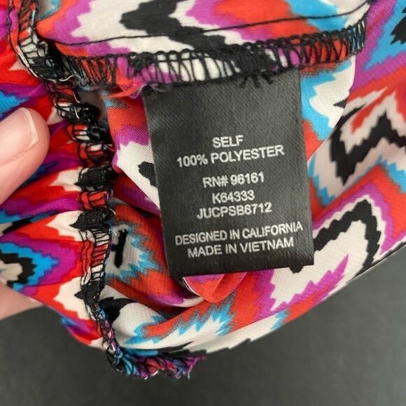 BeBop Women's Med Colorful Rainbow Chevron Summer Shorts Travel Resort Beach - Picture 9 of 11